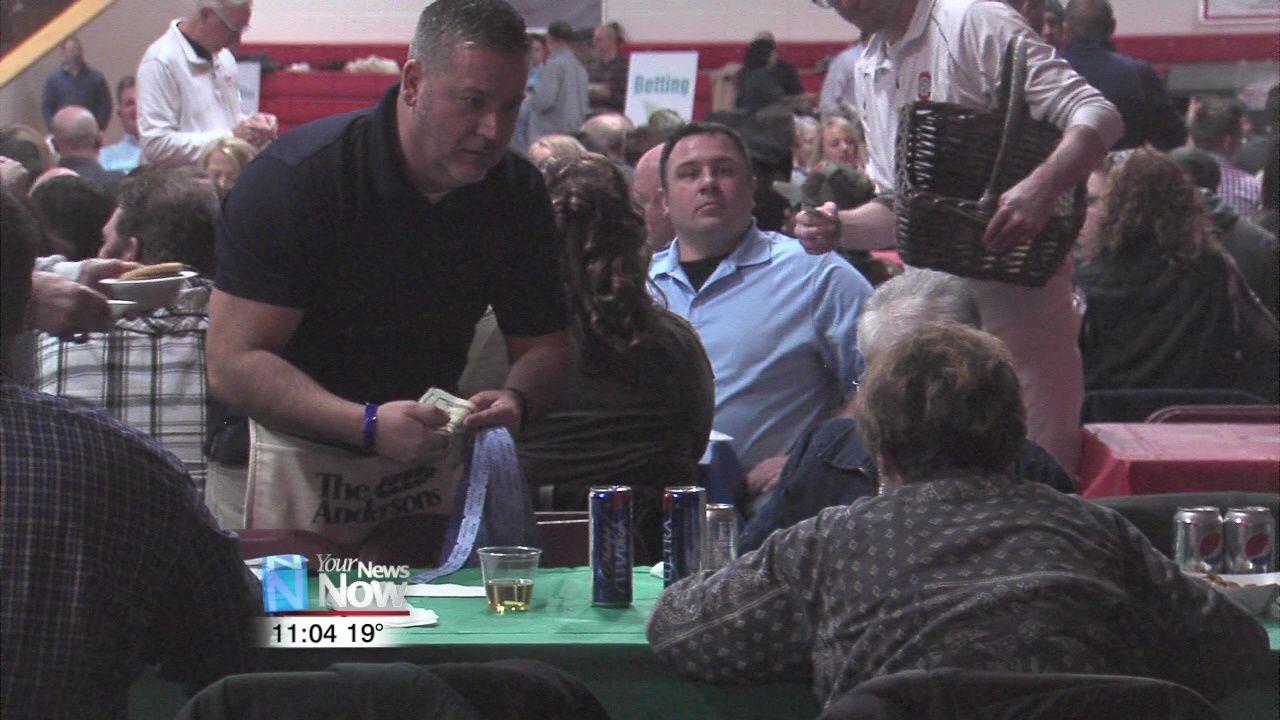 Lima Catholic Central holds annual A Night at the Races.jpg
